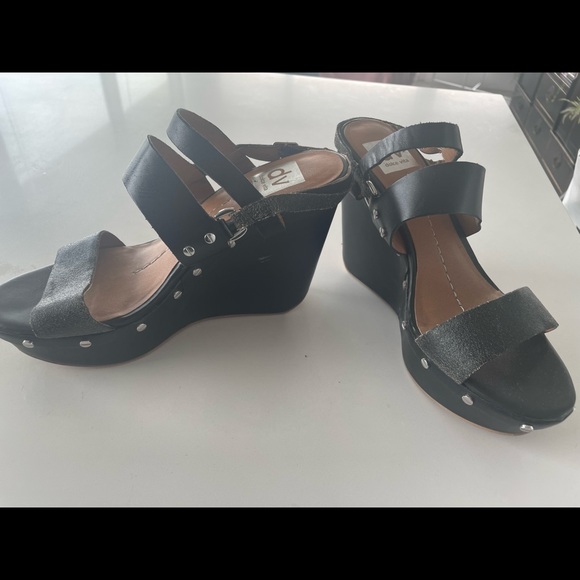 Black wedge heels - Picture 4 of 7